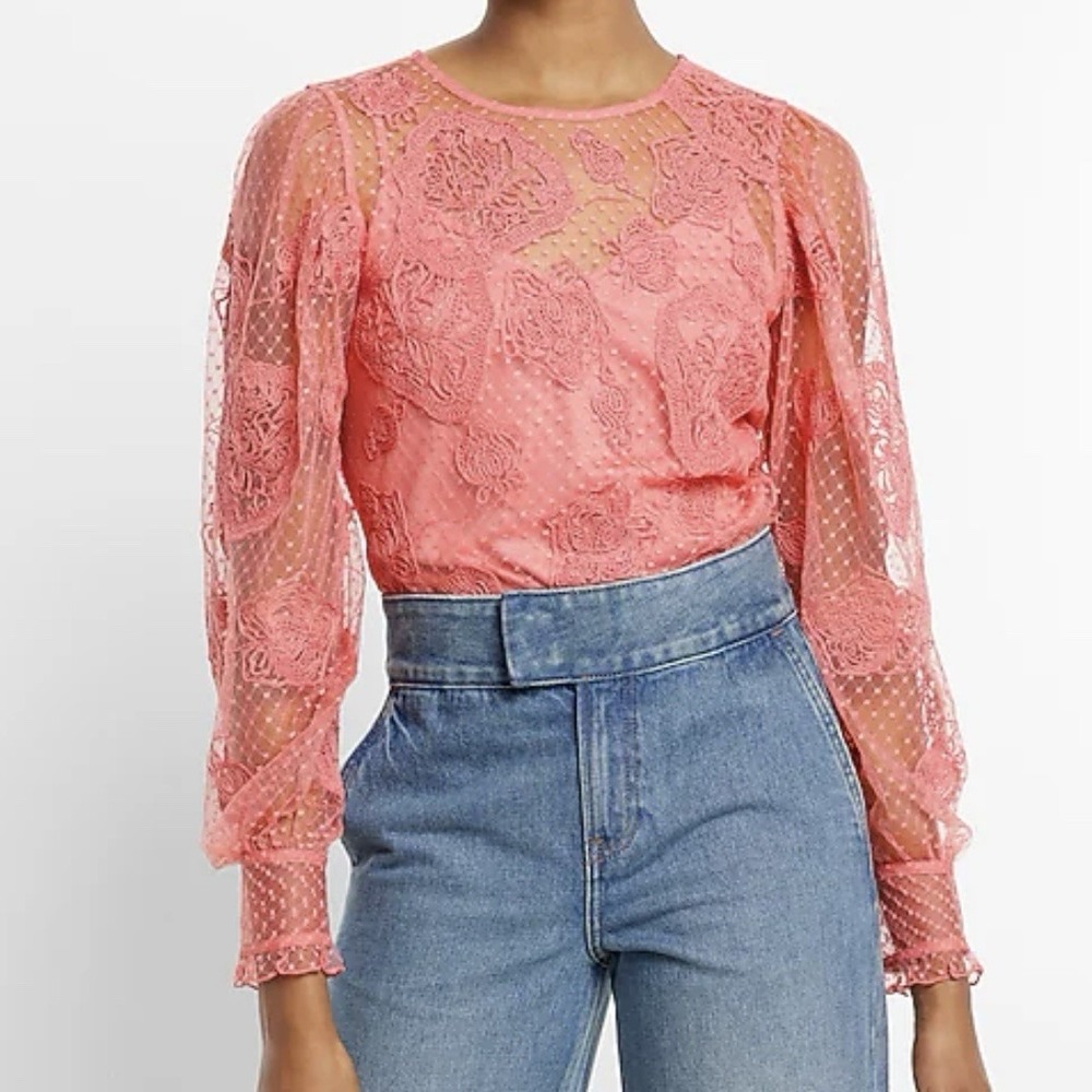 EXPRESS Lace Long Sleeve Crew Neck Blouse W/Camisole Rose Pink Size L Feminine‎